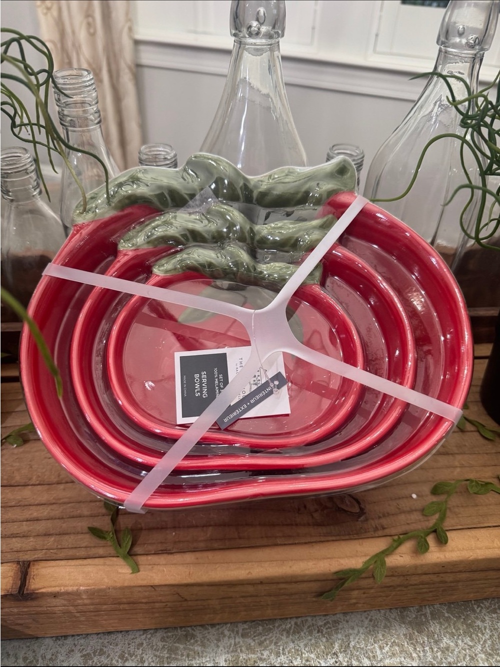 THE FARMHOUSE RED NESTING MELAMINE TOMATO BOWLS